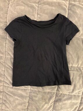 Amazon Essentials Black Kids Tee 3T
